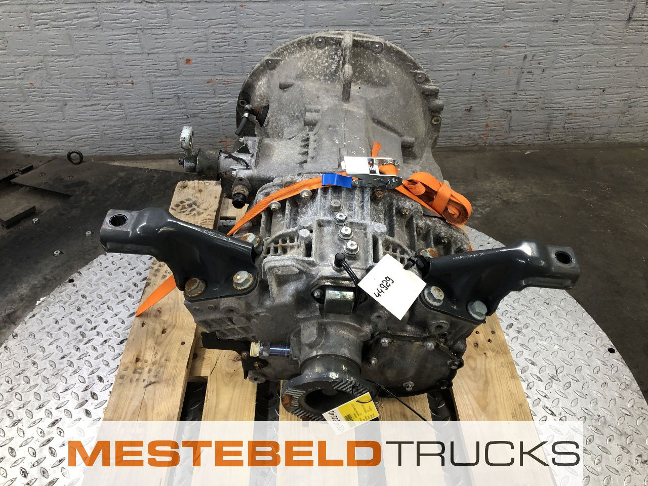 Mercedes-Benz Versnellingsbak G85-6 / 6,7-0,73 manuel - Girkasse og deler for Lastebil: bilde 2 Mercedes-Benz Versnellingsbak G85-6 / 6,7-0,73 manuel - Girkasse og deler for Lastebil: bilde 2