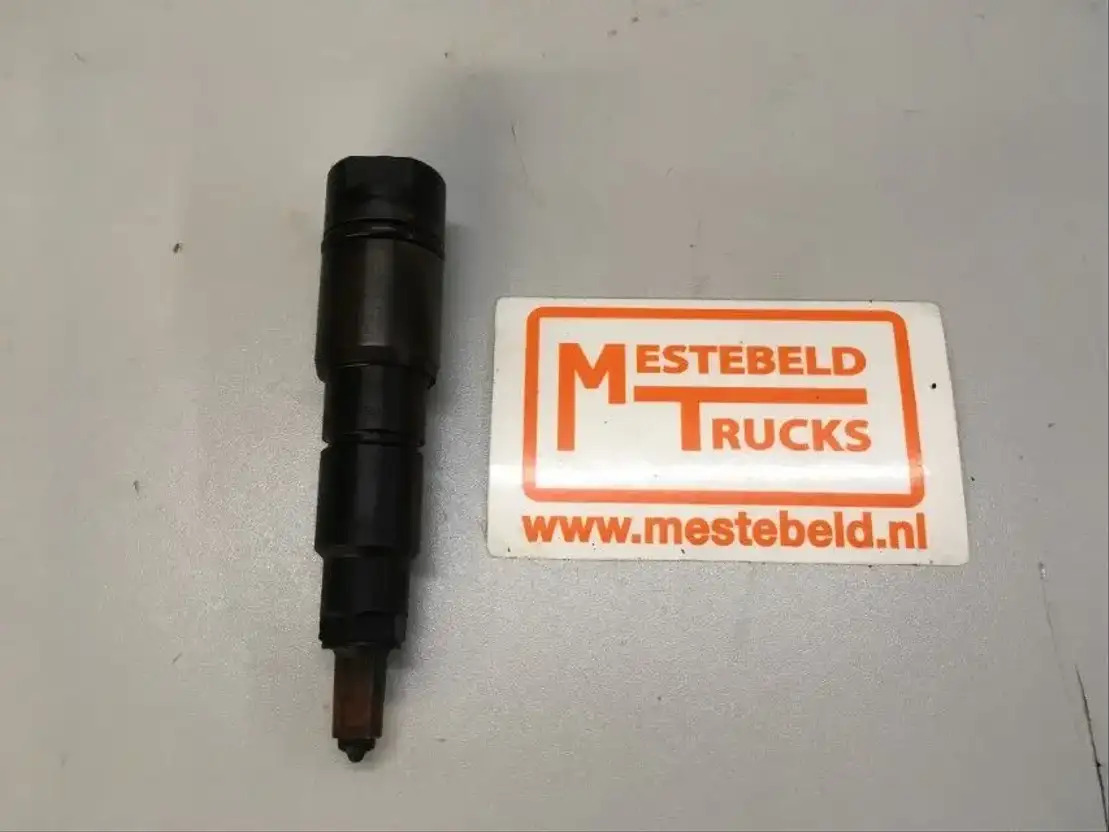 Mercedes-Benz Verstuiver - Injector for Lastebil: bilde 1 Mercedes-Benz Verstuiver - Injector for Lastebil: bilde 1