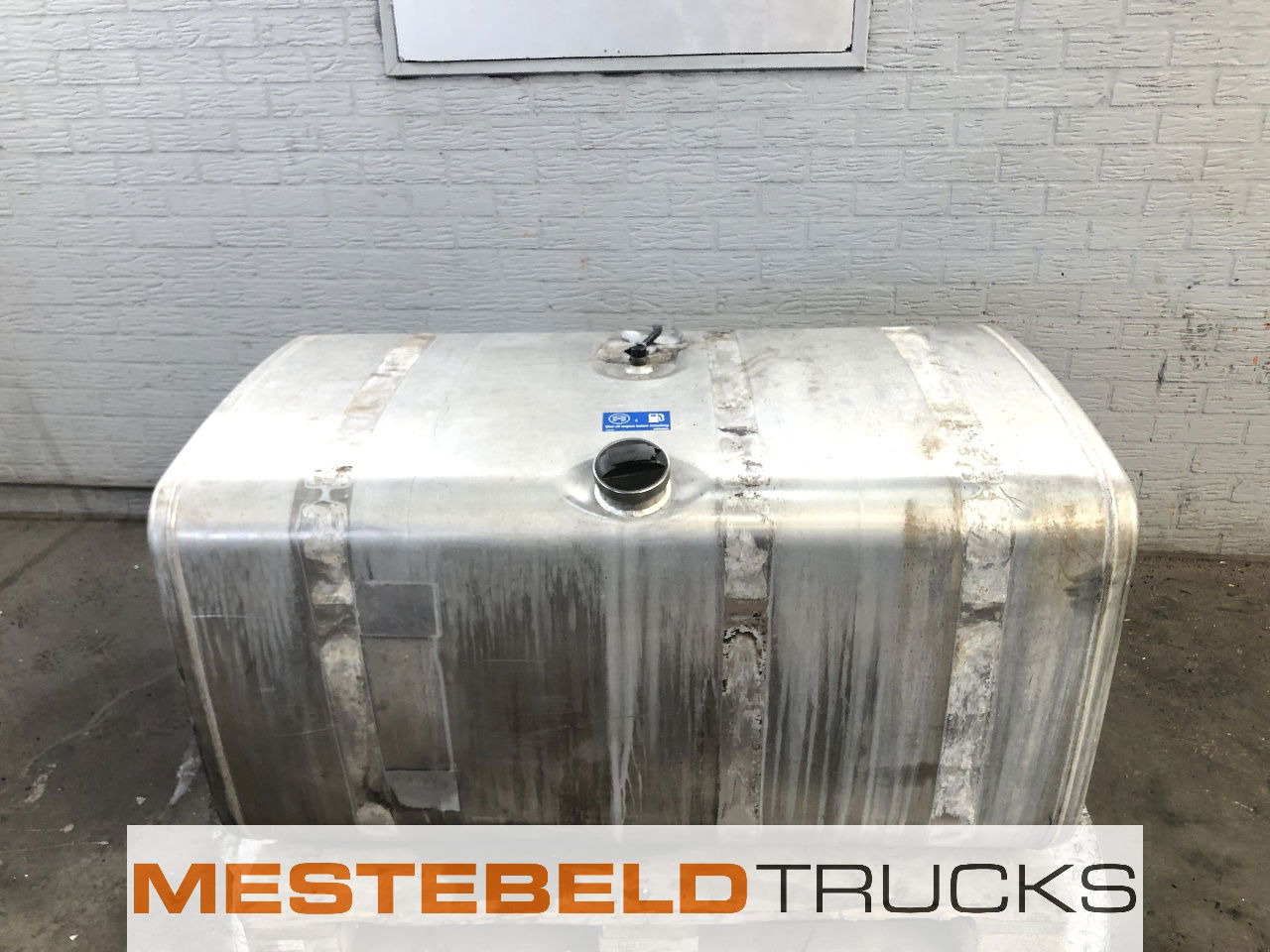 Scania Brandstoftank 500 liter - Drivstofftank for Lastebil: bilde 1 Scania Brandstoftank 500 liter - Drivstofftank for Lastebil: bilde 1