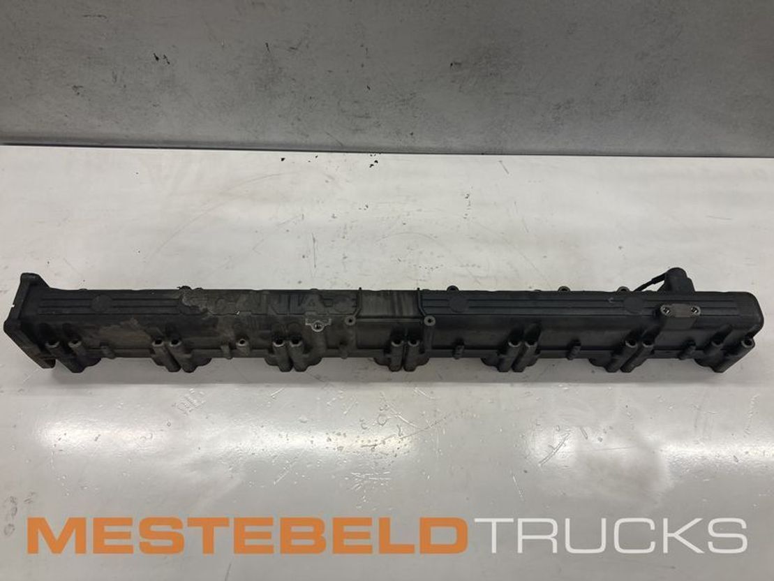 Scania Inlaatspruitstuk R410 - Motor og deler for Lastebil: bilde 1 Scania Inlaatspruitstuk R410 - Motor og deler for Lastebil: bilde 1