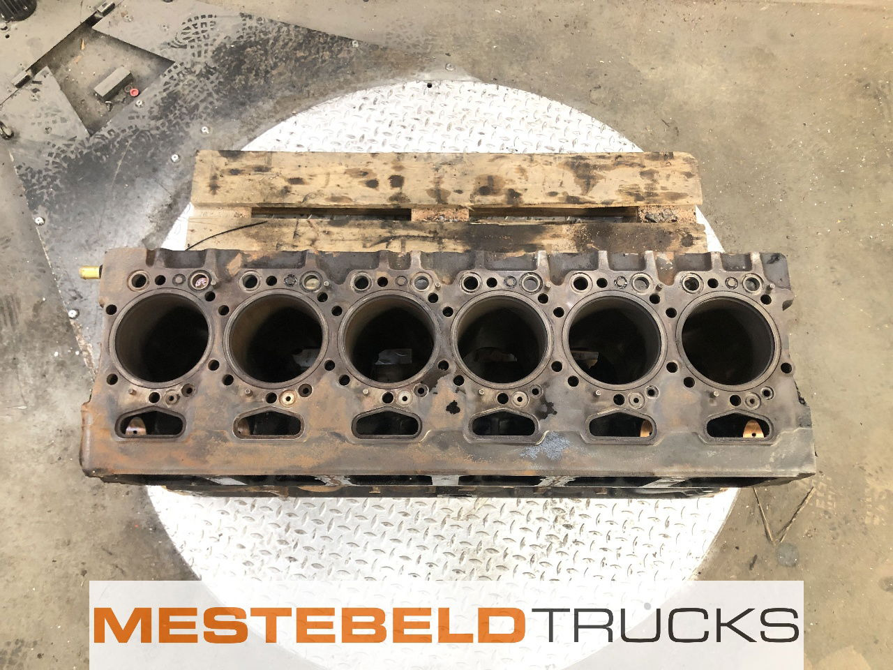 Scania Motorblok DC 13 141 - Motor og deler for Lastebil: bilde 3 Scania Motorblok DC 13 141 - Motor og deler for Lastebil: bilde 3