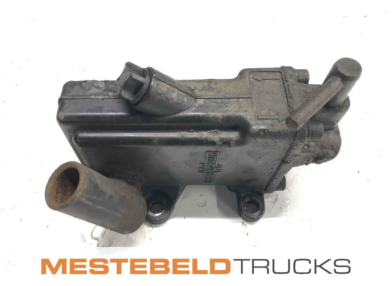 Volvo Cabinekantelpomp FL240 - Førerhus og interiør for Lastebil: bilde 1 Volvo Cabinekantelpomp FL240 - Førerhus og interiør for Lastebil: bilde 1