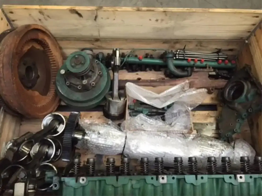 Volvo Cilinderkop D7E LA E3 - Motor og deler for Lastebil: bilde 1 Volvo Cilinderkop D7E LA E3 - Motor og deler for Lastebil: bilde 1