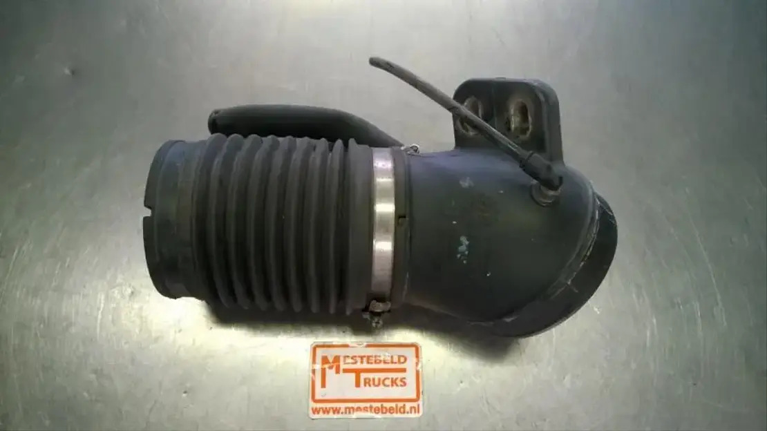 Volvo L uchtkanaal buis FE, FL - Luftinntakssystem for Lastebil: bilde 1 Volvo L uchtkanaal buis FE, FL - Luftinntakssystem for Lastebil: bilde 1
