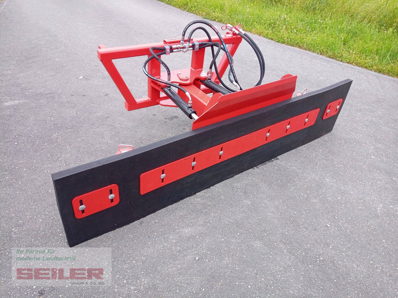 FK Machinery MRSH 220 EURO Futterschieber / Gummischieber - Frontskjær: bilde 1 FK Machinery MRSH 220 EURO Futterschieber / Gummischieber - Frontskjær: bilde 1