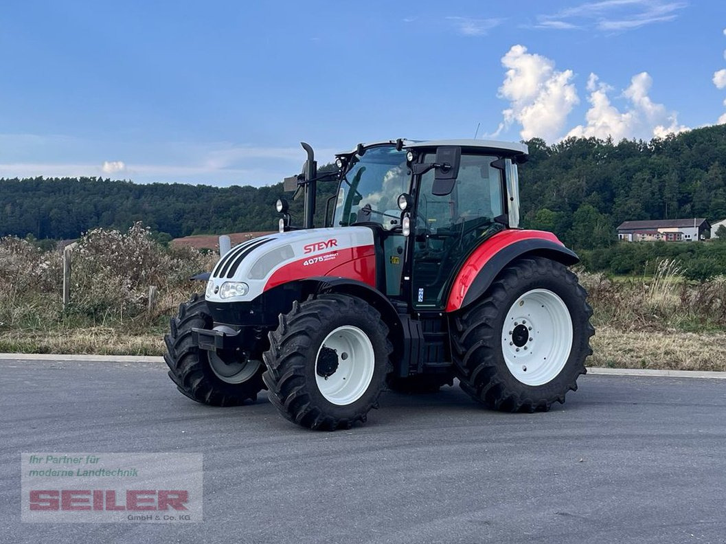 Steyr Kompakt 4075 HILO - Traktor: bilde 1 Steyr Kompakt 4075 HILO - Traktor: bilde 1