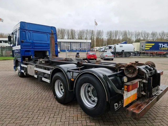 DAF XF 95.430 Euro 4 6x2 Manual-Gear - Chassis lastebil: bilde 5 DAF XF 95.430 Euro 4 6x2 Manual-Gear - Chassis lastebil: bilde 5