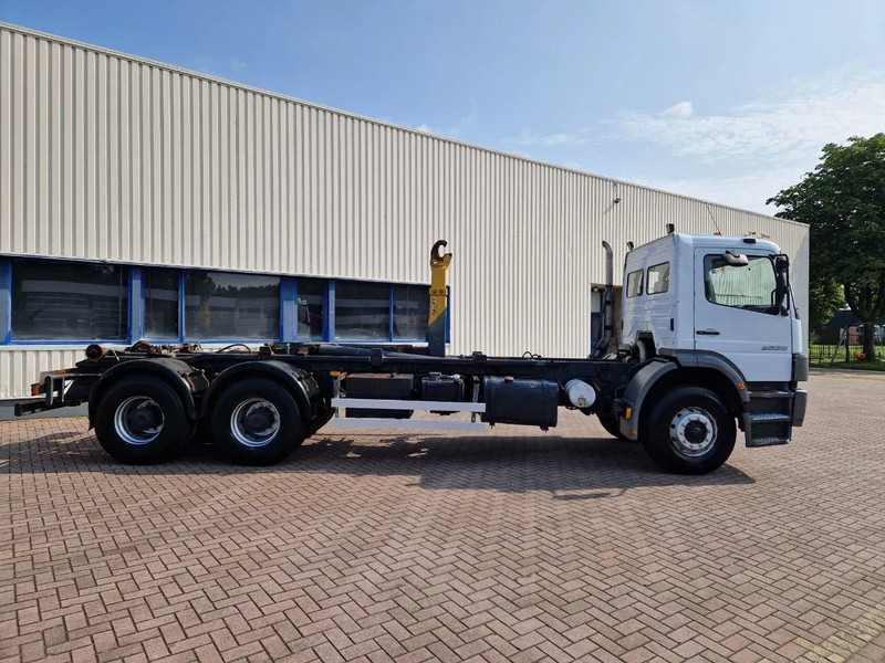 Mercedes-Benz Atego 2628 6x4 Euro 3 Manual Gear full steel suspension - Krokbil: bilde 4 Mercedes-Benz Atego 2628 6x4 Euro 3 Manual Gear full steel suspension - Krokbil: bilde 4