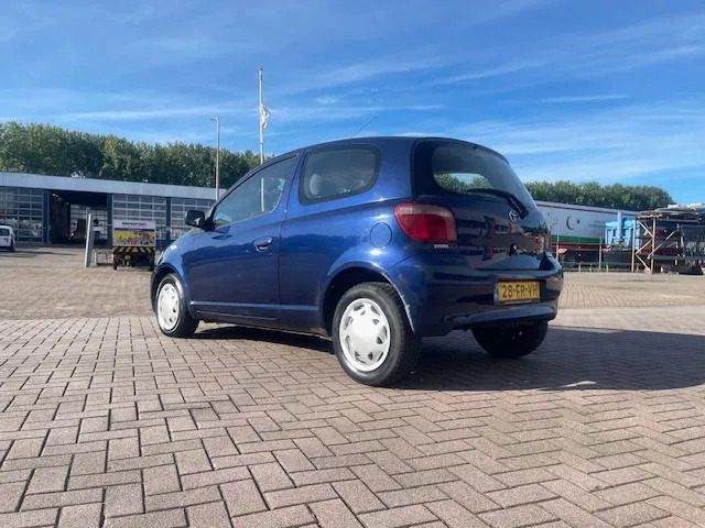 Toyota Yaris 1.3 3DRS - Hatchback: bilde 5 Toyota Yaris 1.3 3DRS - Hatchback: bilde 5