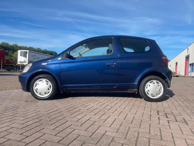Toyota Yaris 1.3 3DRS - Hatchback: bilde 4 Toyota Yaris 1.3 3DRS - Hatchback: bilde 4