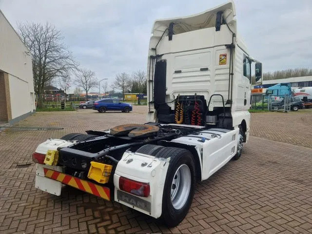 MAN TGX 18.480 Euro 5 Retarder 2-Tanks - Trekkvogn: bilde 3 MAN TGX 18.480 Euro 5 Retarder 2-Tanks - Trekkvogn: bilde 3