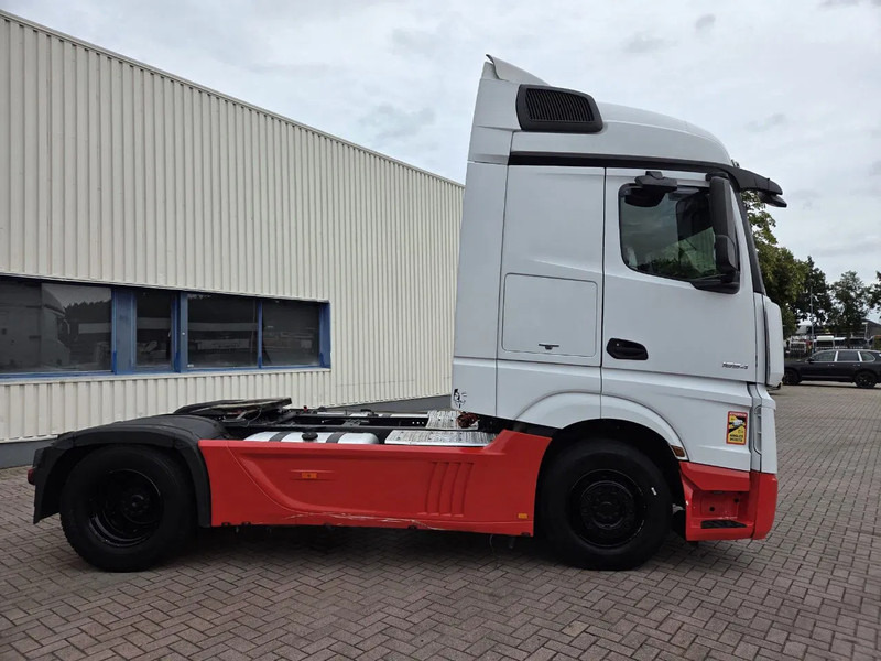 Mercedes-Benz Actros 1845 Retarder 2x tanks Euro 5 Automatic - Trekkvogn: bilde 2 Mercedes-Benz Actros 1845 Retarder 2x tanks Euro 5 Automatic - Trekkvogn: bilde 2