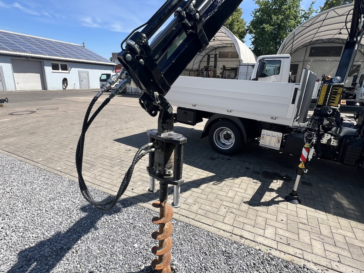 FUSO 3S15 Alu Pritsche 2.80m Ladekran Bohrgerät - Varebil med plan: bilde 3 FUSO 3S15 Alu Pritsche 2.80m Ladekran Bohrgerät - Varebil med plan: bilde 3