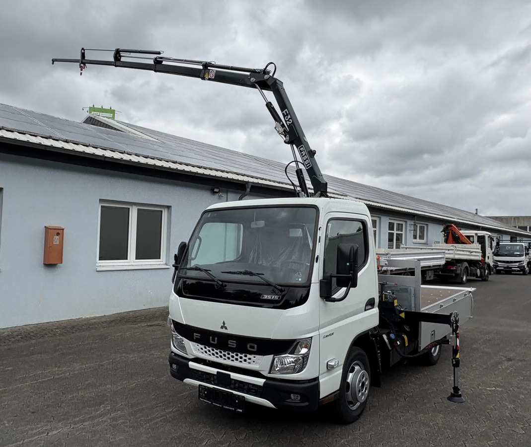 FUSO 3S15 Alu Pritsche 2.80m Ladekran Funk! sofort ve - Kranbil: bilde 1 FUSO 3S15 Alu Pritsche 2.80m Ladekran Funk! sofort ve - Kranbil: bilde 1