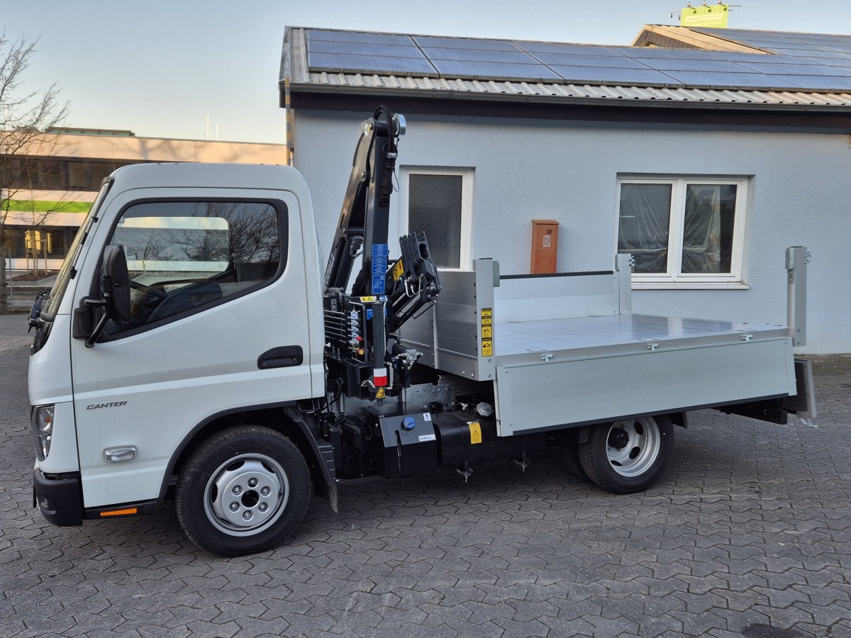 FUSO 3S15 Alukipper mit Ladekran 3 x hydr. - Varebil med tipp: bilde 3 FUSO 3S15 Alukipper mit Ladekran 3 x hydr. - Varebil med tipp: bilde 3