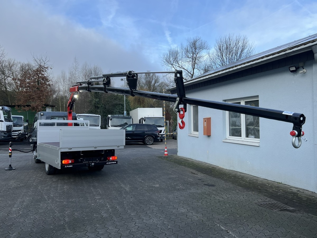 FUSO 6S15 Pritsche 3.0m Kran 4xhydr. Funk! - Varebil med plan: bilde 4 FUSO 6S15 Pritsche 3.0m Kran 4xhydr. Funk! - Varebil med plan: bilde 4