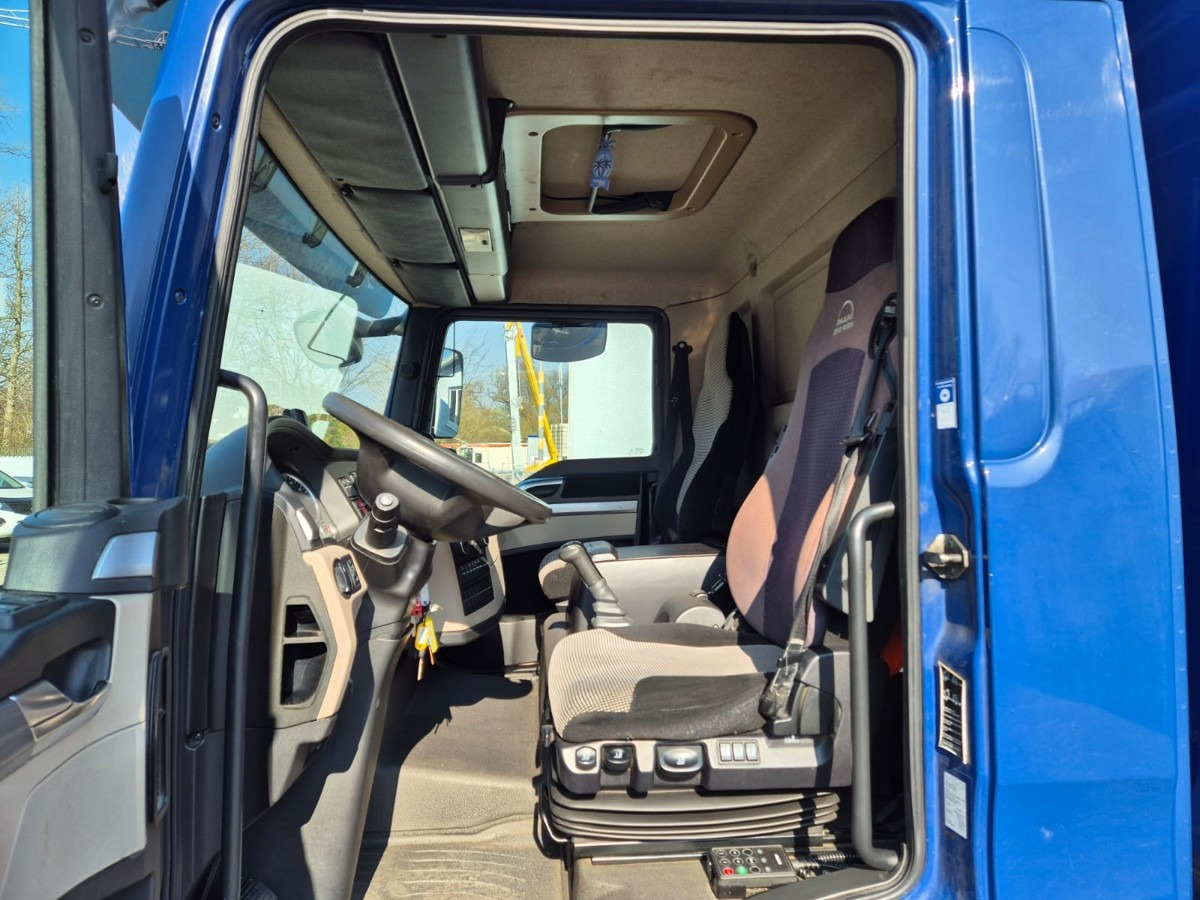 MAN TGL 8.220 BL Autotransporter Euro 6 AHK - Transporter lastebil, Varebil: bilde 2 MAN TGL 8.220 BL Autotransporter Euro 6 AHK - Transporter lastebil, Varebil: bilde 2