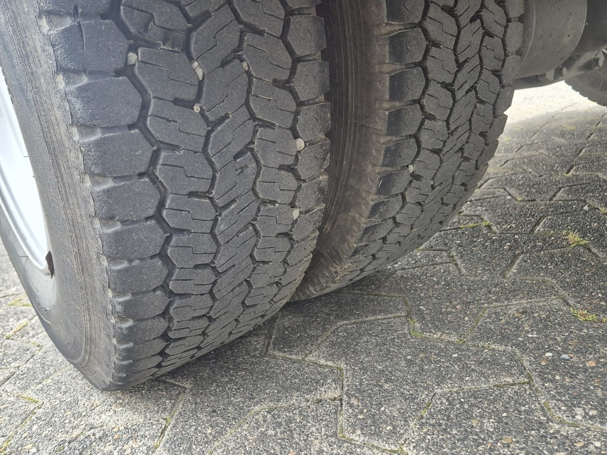 Varebil med tipp MERCEDES-BENZ Atego 823 3-Seiten Kipper Meiller 2 x AHK: bilde 18