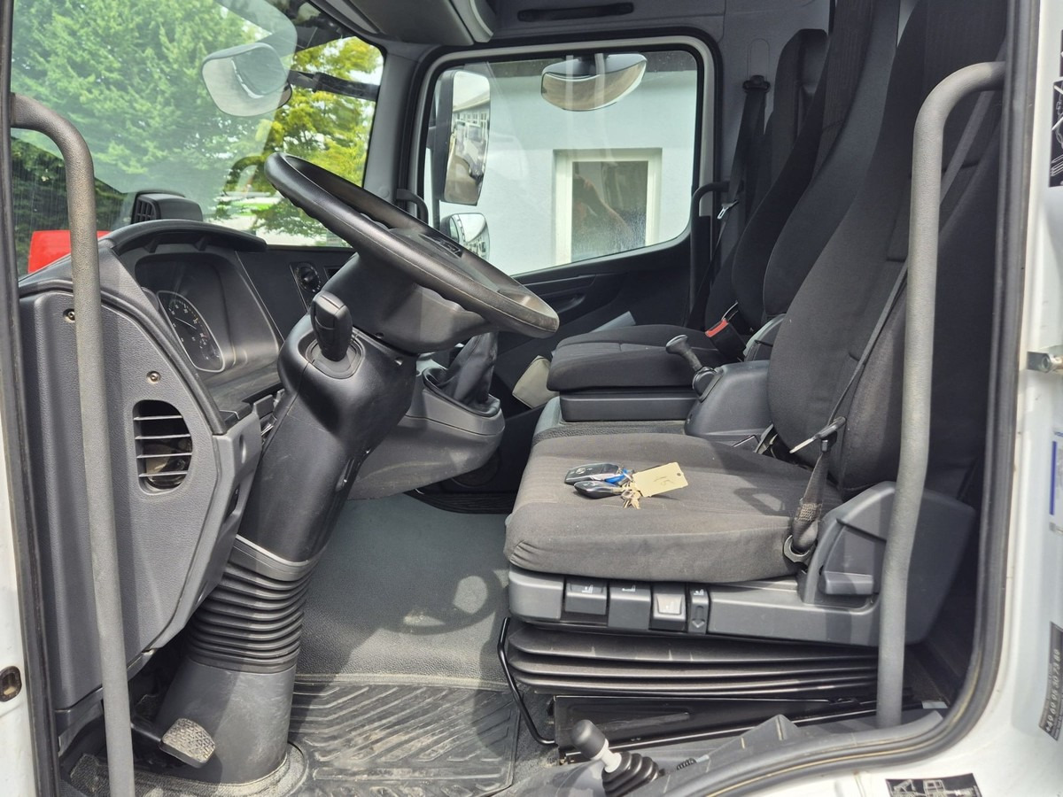 Varebil med tipp MERCEDES-BENZ Atego 823 3-Seiten Kipper Meiller 2 x AHK: bilde 13