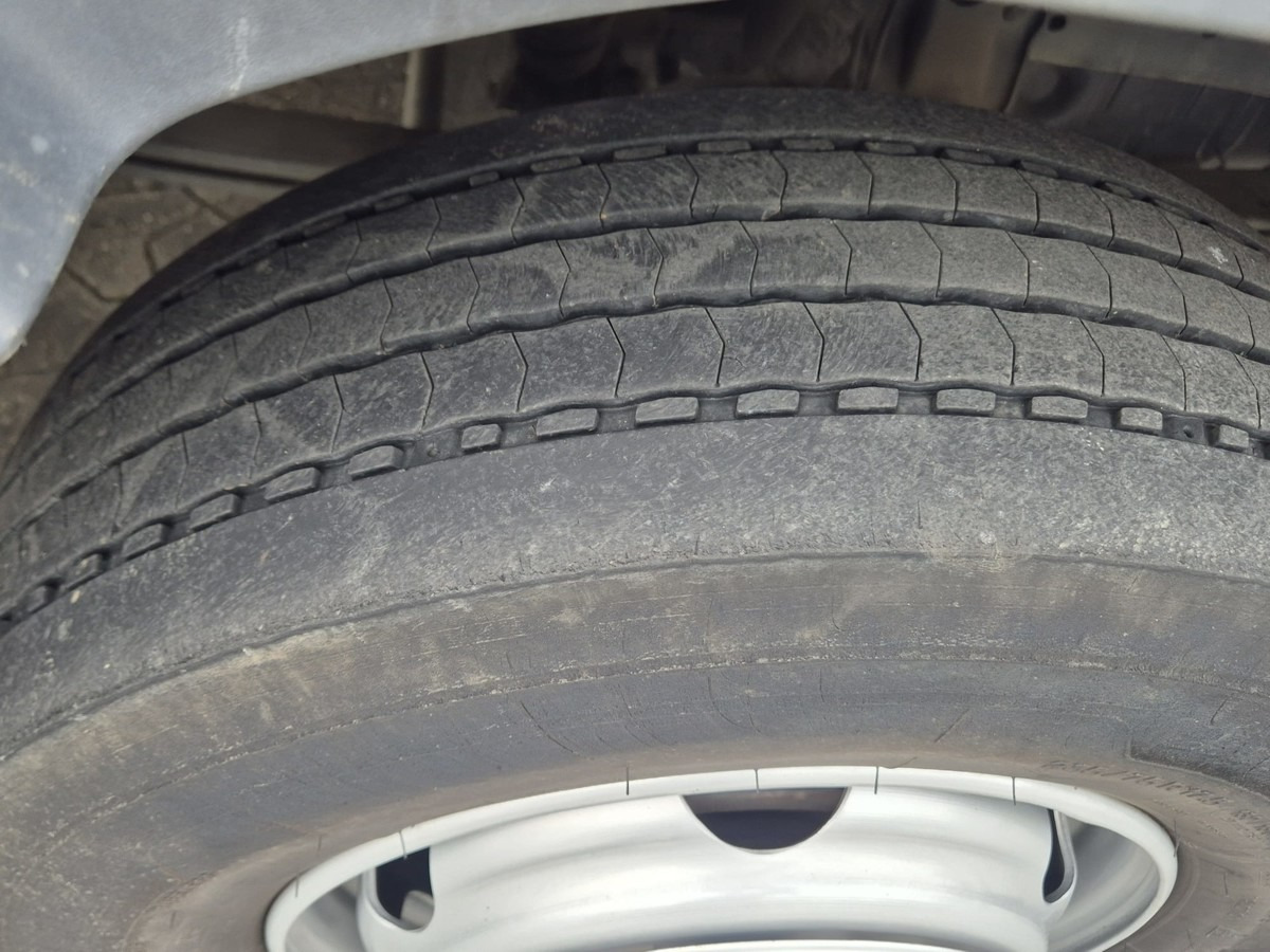 Varebil med tipp MERCEDES-BENZ Atego 823 3-Seiten Kipper Meiller 2 x AHK: bilde 19