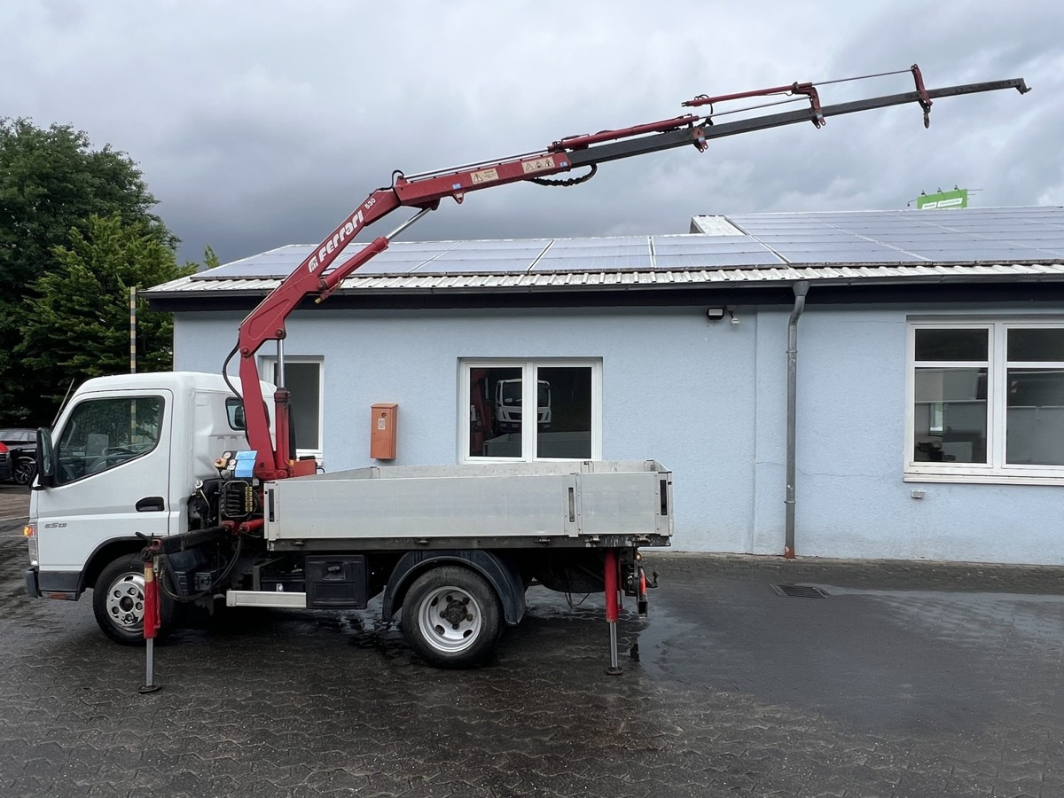 MITSUBISHI Canter 5S13 m. Ladekran Ferrari 530 3xhydr1xmech - Varebil med plan: bilde 1 MITSUBISHI Canter 5S13 m. Ladekran Ferrari 530 3xhydr1xmech - Varebil med plan: bilde 1