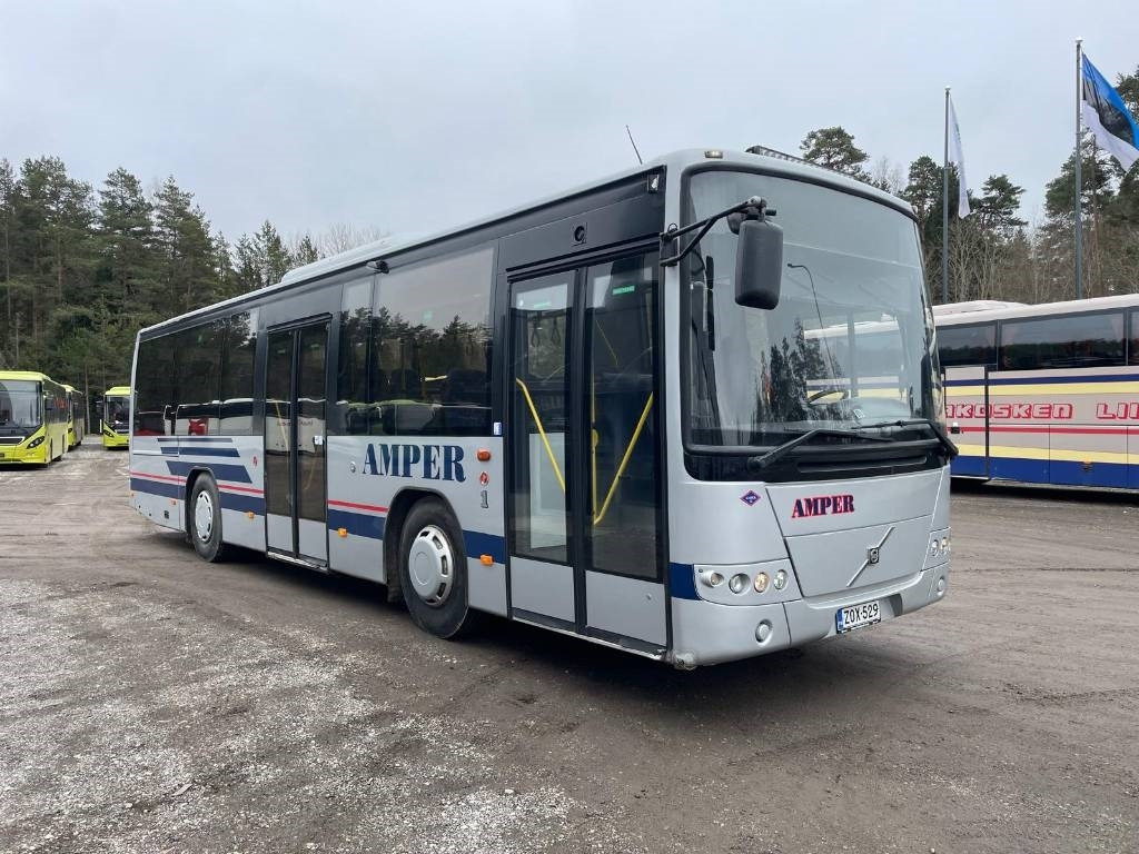 Volvo 8700 B7R - Forstadsbus: bilde 2 Volvo 8700 B7R - Forstadsbus: bilde 2