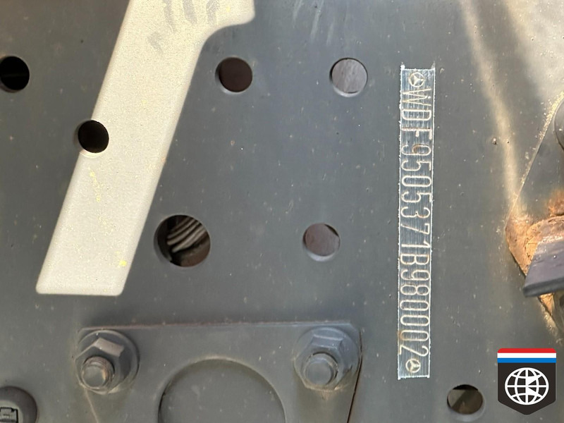 Mercedes-Benz AXOR 1833 TAIL LIFT - MANUAL GEARBOX - Kapellbil: bilde 4 Mercedes-Benz AXOR 1833 TAIL LIFT - MANUAL GEARBOX - Kapellbil: bilde 4