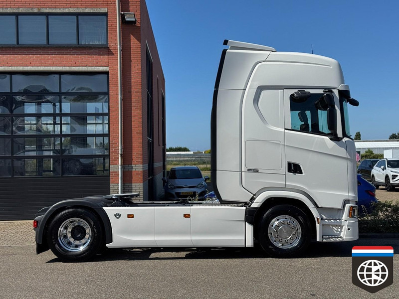Scania 590 S DOUBLE PTO - FULL SPOILER - NEW - Trekkvogn: bilde 4 Scania 590 S DOUBLE PTO - FULL SPOILER - NEW - Trekkvogn: bilde 4