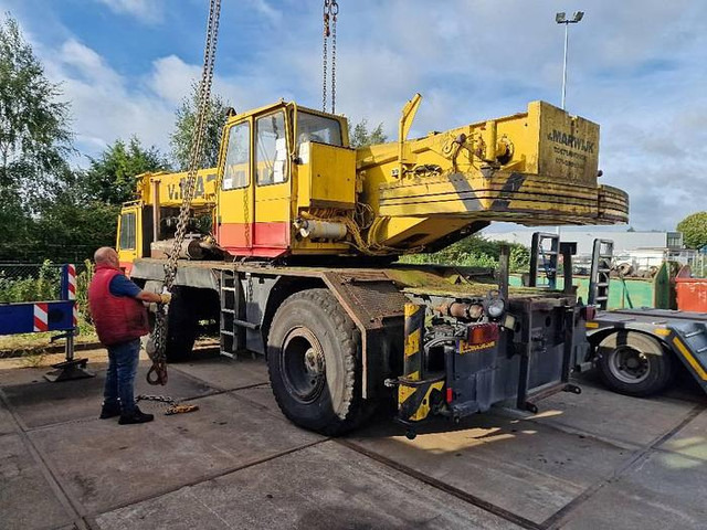 Røff terreng kran Liebherr LTM 1035: bilde 9