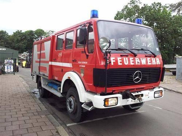 Mercedes-Benz 1019 AF 36 - Brannbil: bilde 1 Mercedes-Benz 1019 AF 36 - Brannbil: bilde 1