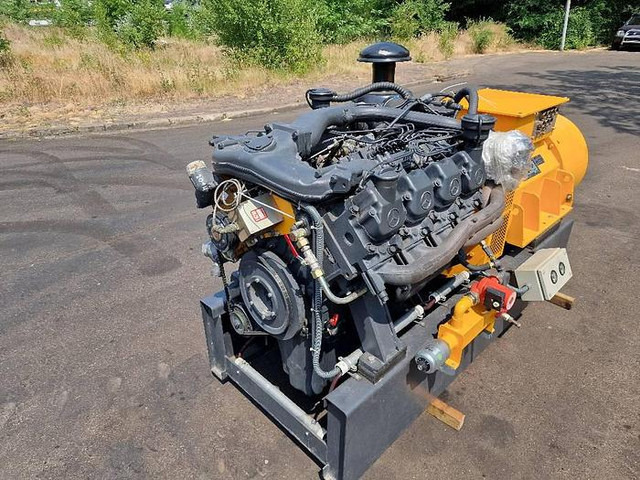 Mercedes-Benz DSG 52 MO-4 - Elektrisk generator: bilde 5 Mercedes-Benz DSG 52 MO-4 - Elektrisk generator: bilde 5