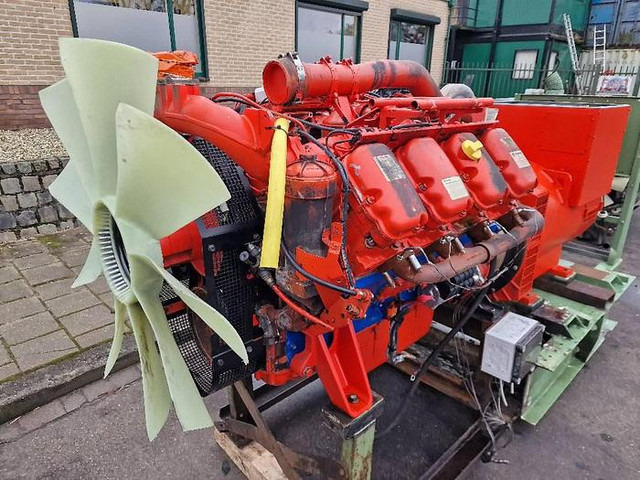 Scania Scania V8 - Elektrisk generator: bilde 4 Scania Scania V8 - Elektrisk generator: bilde 4