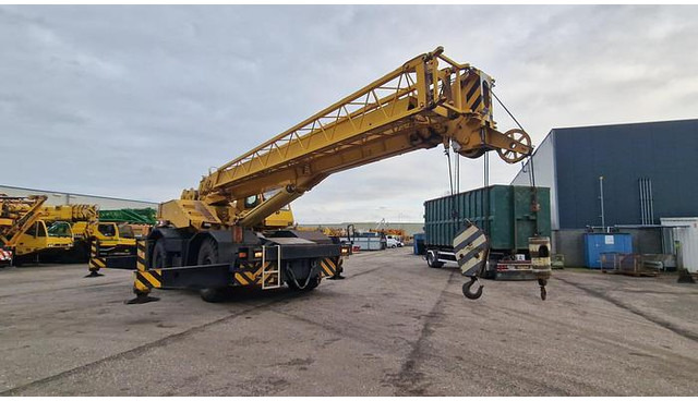 Tadano TR-400E - Røff terreng kran: bilde 1 Tadano TR-400E - Røff terreng kran: bilde 1