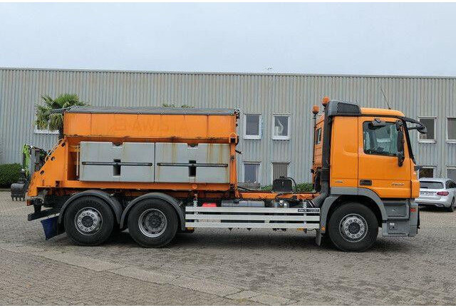 Mercedes-Benz 2532 L Actros 6x2, Salzstreuer, Winterdienst - Bygg og anlegg: bilde 2 Mercedes-Benz 2532 L Actros 6x2, Salzstreuer, Winterdienst - Bygg og anlegg: bilde 2
