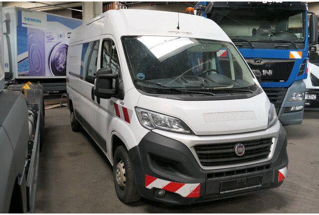 Fiat Ducato MultiCab, 6 Sitze, AHK, Klima, Trennwand - Kassebil: bilde 2 Fiat Ducato MultiCab, 6 Sitze, AHK, Klima, Trennwand - Kassebil: bilde 2