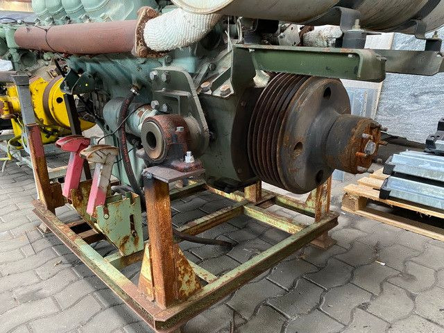 Mercedes-Benz OM 422 Motor, V8, 8 Zylinder, 10x am Lager - Lastebil: bilde 3 Mercedes-Benz OM 422 Motor, V8, 8 Zylinder, 10x am Lager - Lastebil: bilde 3