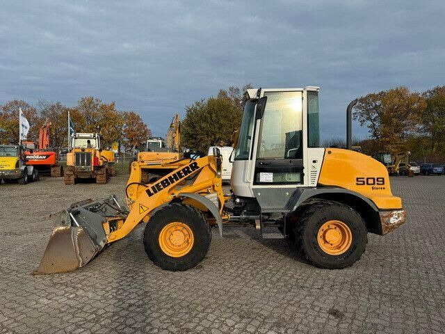 Liebherr L 509, 4+1 Schaufel, 3. Steuerkreis, Gabel - Hjullaster: bilde 3 Liebherr L 509, 4+1 Schaufel, 3. Steuerkreis, Gabel - Hjullaster: bilde 3