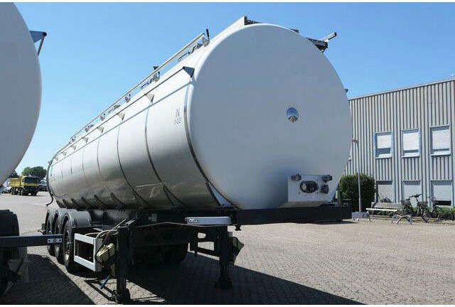 Menci SA 105, Lebensmittel, 32m³, Luft-Lift - Tanksemi: bilde 3 Menci SA 105, Lebensmittel, 32m³, Luft-Lift - Tanksemi: bilde 3