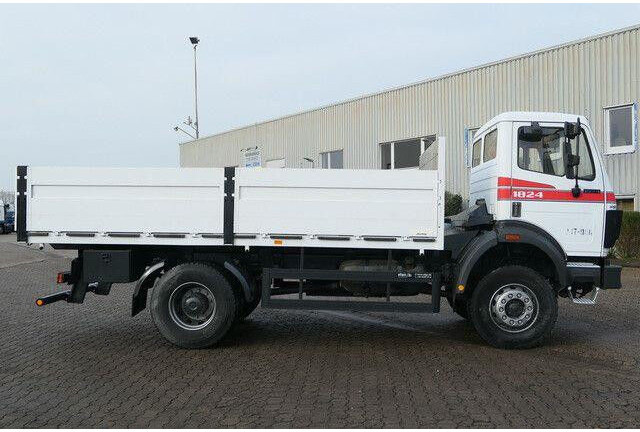 Mercedes-Benz 1824 AK 4x4, Allrad, AHK, Blattfederung, 168tkm - Planbil: bilde 2 Mercedes-Benz 1824 AK 4x4, Allrad, AHK, Blattfederung, 168tkm - Planbil: bilde 2