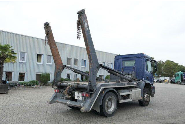 Mercedes-Benz 1832 K Arocs 4x2, Hiab SLT 140, teleskop., Klima - Lastebil med kabelsystem: bilde 4 Mercedes-Benz 1832 K Arocs 4x2, Hiab SLT 140, teleskop., Klima - Lastebil med kabelsystem: bilde 4