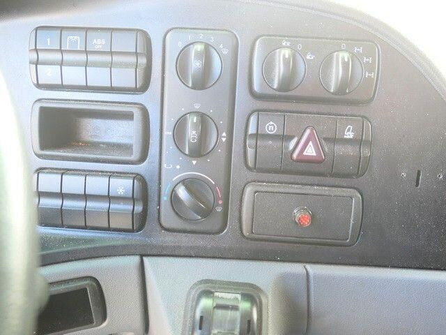 Feiebil Mercedes-Benz 2032 A Actros 4x4, Bucher STKF 9500, Airport, AC: bilde 14 Feiebil Mercedes-Benz 2032 A Actros 4x4, Bucher STKF 9500, Airport, AC: bilde 14