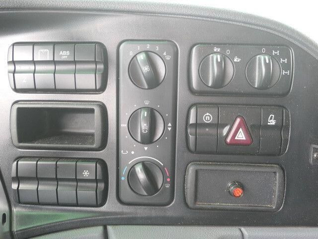 Leie Mercedes-Benz 2032 A Actros 4x4, Bucher STKF 9500, Airport, AC Mercedes-Benz 2032 A Actros 4x4, Bucher STKF 9500, Airport, AC: bilde 14