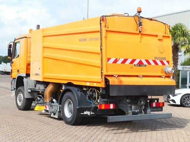Mercedes-Benz 2032 A Actros 4x4, Bucher STKF 9500, Airport, AC - Feiebil: bilde 5 Mercedes-Benz 2032 A Actros 4x4, Bucher STKF 9500, Airport, AC - Feiebil: bilde 5