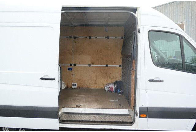 Mercedes-Benz 213 CDI Sprinter 4x2, Klima, 3. Sitz, Holzausbau - Små varebil: bilde 3 Mercedes-Benz 213 CDI Sprinter 4x2, Klima, 3. Sitz, Holzausbau - Små varebil: bilde 3