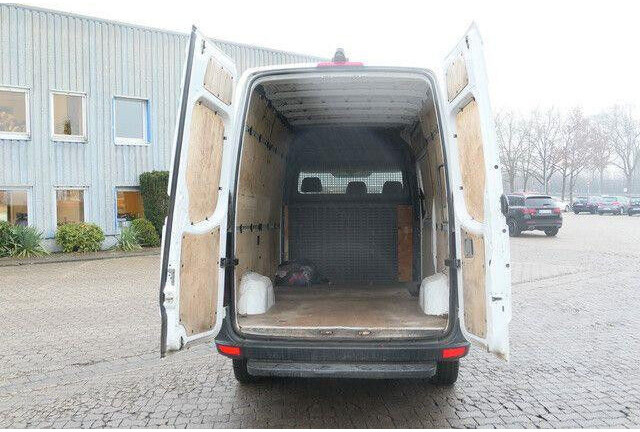 Mercedes-Benz 213 CDI Sprinter 4x2, Klima, 3. Sitz, Holzausbau - Små varebil: bilde 5 Mercedes-Benz 213 CDI Sprinter 4x2, Klima, 3. Sitz, Holzausbau - Små varebil: bilde 5