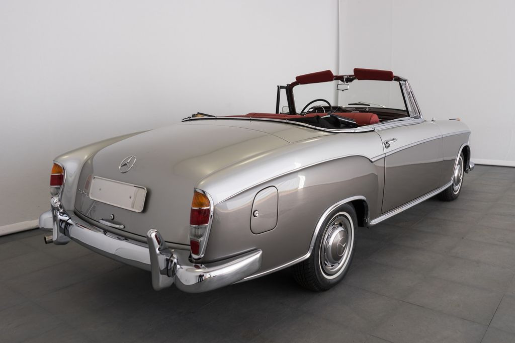 Mercedes-Benz 220 SE/Cabrio/Matching Number/ClassicData 1/Pont - Personenbil: bilde 2 Mercedes-Benz 220 SE/Cabrio/Matching Number/ClassicData 1/Pont - Personenbil: bilde 2