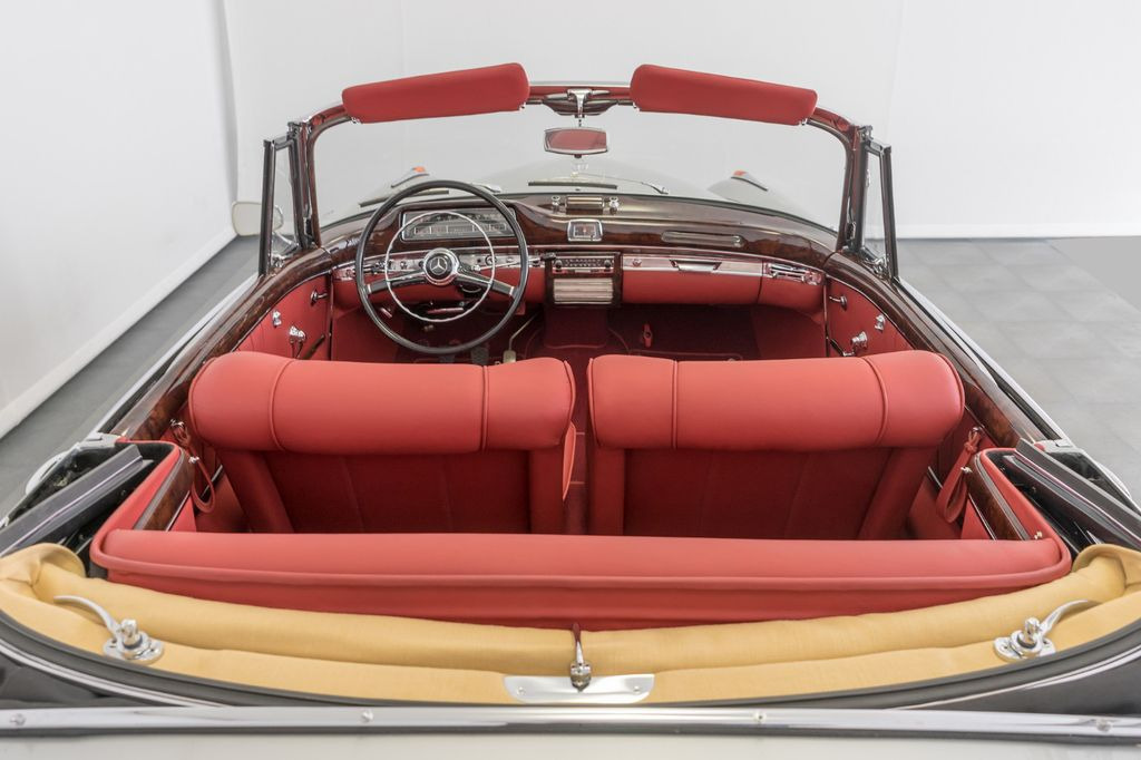 Mercedes-Benz 220 SE/Cabrio/Matching Number/ClassicData 1/Pont - Personenbil: bilde 3 Mercedes-Benz 220 SE/Cabrio/Matching Number/ClassicData 1/Pont - Personenbil: bilde 3