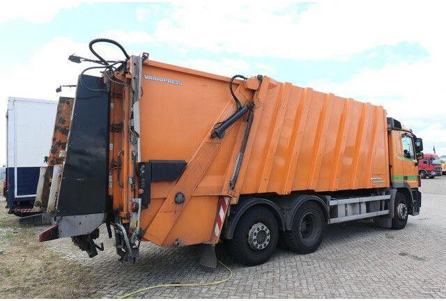 Mercedes-Benz 2532 L Actros 6x2, Faun, Zöller, 24m³, MP3, AC - Søppelbil: bilde 4 Mercedes-Benz 2532 L Actros 6x2, Faun, Zöller, 24m³, MP3, AC - Søppelbil: bilde 4