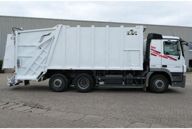 Mercedes-Benz 2532 L Actros 6x2, Medium X2EC23, Zöller 321 - Søppelbil: bilde 2 Mercedes-Benz 2532 L Actros 6x2, Medium X2EC23, Zöller 321 - Søppelbil: bilde 2