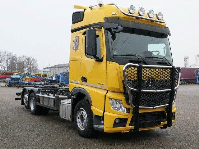 Mercedes-Benz 2546 L 6x2, MP4, 2x Schlafliege, Bullfänger, AC - Chassis lastebil: bilde 5 Mercedes-Benz 2546 L 6x2, MP4, 2x Schlafliege, Bullfänger, AC - Chassis lastebil: bilde 5